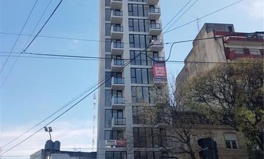 BAJAS EXPENSAS - Divino Monoambiente Apto Profesional y Comercial - SUM y Laundry