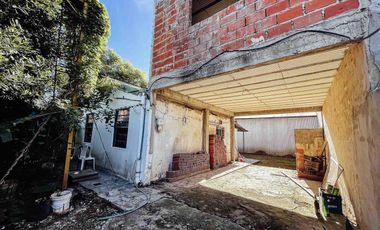 Casa en alquiler - 1 Dormitorio 1 Baño - 195Mts2 - Villa Elisa, La Plata