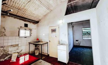 Casa en alquiler - 1 Dormitorio 1 Baño - 195Mts2 - Villa Elisa, La Plata