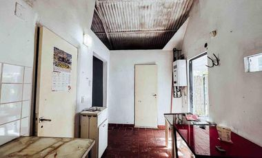 Casa en alquiler - 1 Dormitorio 1 Baño - 195Mts2 - Villa Elisa, La Plata