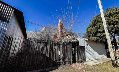 Casa en alquiler - 1 Dormitorio 1 Baño - 195Mts2 - Villa Elisa, La Plata