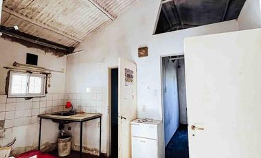 Casa en alquiler - 1 Dormitorio 1 Baño - 195Mts2 - Villa Elisa, La Plata