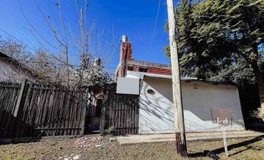 Casa en alquiler - 1 Dormitorio 1 Baño - 195Mts2 - Villa Elisa, La Plata