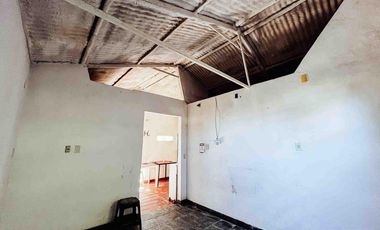 Casa en alquiler - 1 Dormitorio 1 Baño - 195Mts2 - Villa Elisa, La Plata