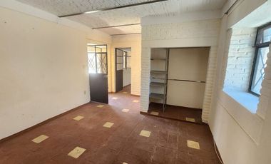 Casa remodelada en venta a una cuadra del Lago de Chapala