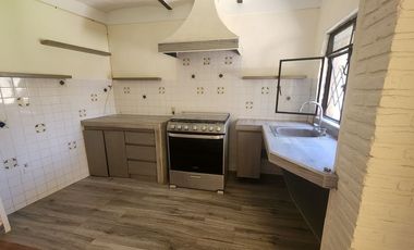 Casa remodelada en venta a una cuadra del Lago de Chapala