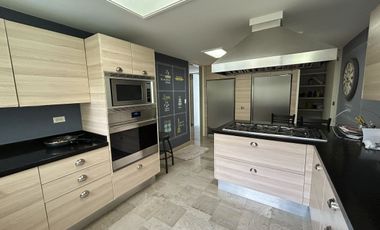 Casa en Renta,  un nivel, embajadas, Lomas de Tecamachalco, Naucalpan de Juarez