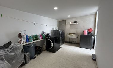 Casa en Renta,  un nivel, embajadas, Lomas de Tecamachalco, Naucalpan de Juarez
