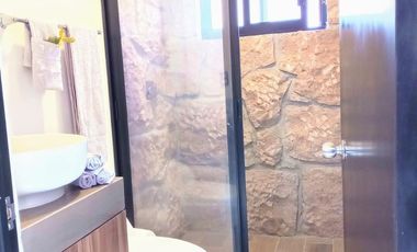 CASA EN VENTA EN AMEALCO QUERÉTARO, CON VISTA AL BOSQUE