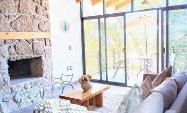 CASA EN VENTA EN AMEALCO QUERÉTARO, CON VISTA AL BOSQUE