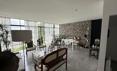 CASA EN VENTA UBICADA EN LA PURIFICACIÓN