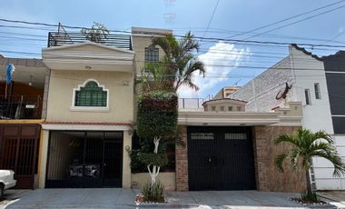CIUDAD AZTLÁN CASA AMPLIA EN VENTA