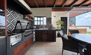 CIUDAD AZTLÁN CASA AMPLIA EN VENTA