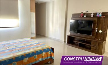 Casa familiar amplia en venta – Urb. Manta Beach | 500 m² construidos