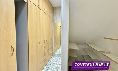 Casa familiar amplia en venta – Urb. Manta Beach | 500 m² construidos