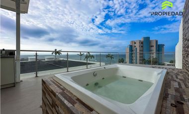 Departamento en alquiler frente al mar en Manta con terraza y jacuzzi