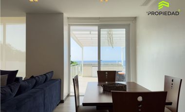 Departamento en alquiler frente al mar en Manta con terraza y jacuzzi