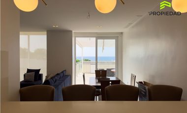 Departamento en alquiler frente al mar en Manta con terraza y jacuzzi