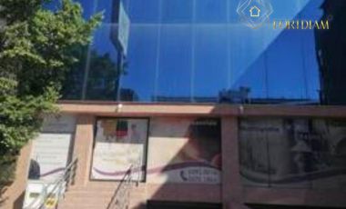Edificio Comercial en Ciudad Satélite