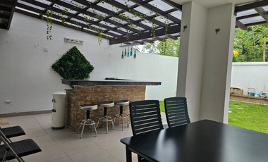 Se Alquila Casa en Costa Verde