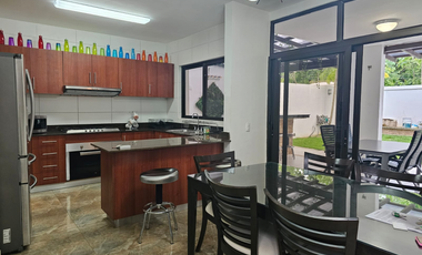 Se Alquila Casa en Costa Verde