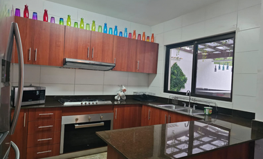 Se Alquila Casa en Costa Verde