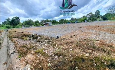 VENDO UN LOTE COMERCIAL.DE 1356MTS TIJERAS