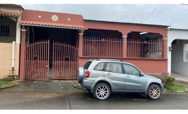 ALQUILER DE CASA EN PRADERAS DEL ROCIO VILLA ZAITA AMOBLADA