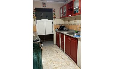 ALQUILER DE CASA EN PRADERAS DEL ROCIO VILLA ZAITA AMOBLADA