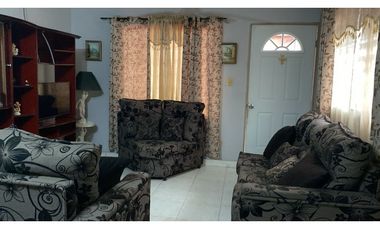 ALQUILER DE CASA EN PRADERAS DEL ROCIO VILLA ZAITA AMOBLADA