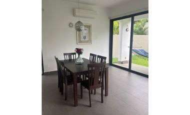 VENDO O ALQUILO CASA PH BARRIO ALTO