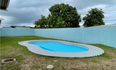 Propiedad con dos casas y una piscina en  Antón. Casas en Antón