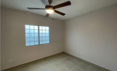 Propiedad con dos casas y una piscina en  Antón. Casas en Antón