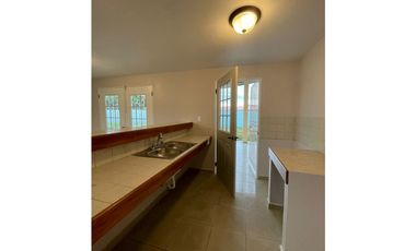 Propiedad con dos casas y una piscina en  Antón. Casas en Antón