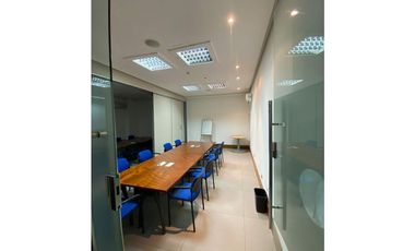 OFICINA / PLAZA 50 / CALLE 50 / 430M / PISO COMPLETO / DIVISIONES JC
