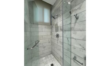 Venta y Alquiler de Apartamento en Punta Paitilla, PH Sea Point