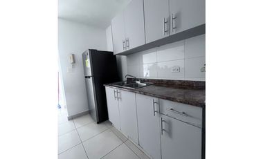 Alquilo 2 rec en Centennial # 2213 aad