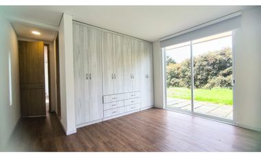EN VENTA CASA CAMPESTRE LA CALERA