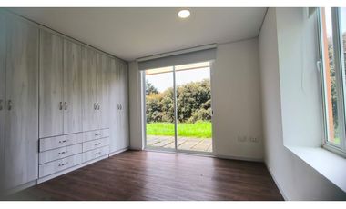EN VENTA CASA CAMPESTRE LA CALERA