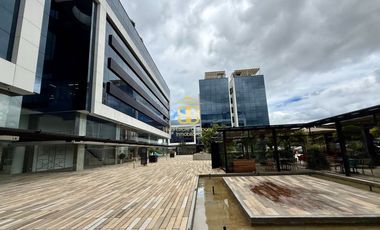 SE VENDE OFICINA EN SABANA PARK CAJIC
