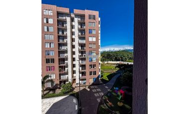 En Venta Lindo Apartamento en Conjunto Llano Alto I