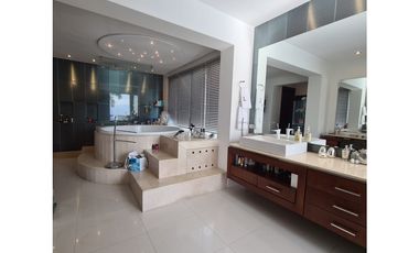 Venta Casa en las Palmas Medellín