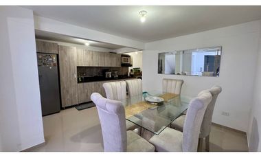 Casa de tres pisos con terraza en venta permuta - Las Mercedes Palmira