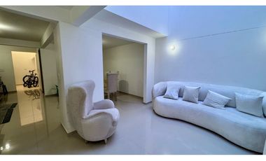 Casa de tres pisos con terraza en venta permuta - Las Mercedes Palmira