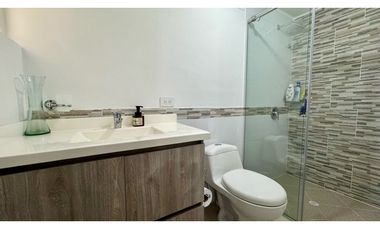 Casa de tres pisos con terraza en venta permuta - Las Mercedes Palmira