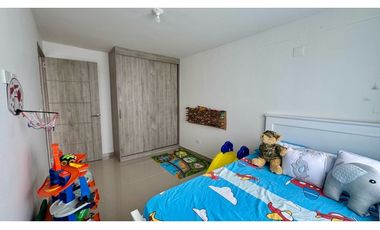 Casa de tres pisos con terraza en venta permuta - Las Mercedes Palmira