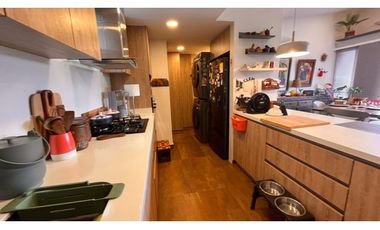 Apartamento esquinero. Excelente remodelado 4 alcobas. Cajicá