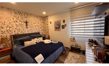 Apartamento esquinero. Excelente remodelado 4 alcobas. Cajicá