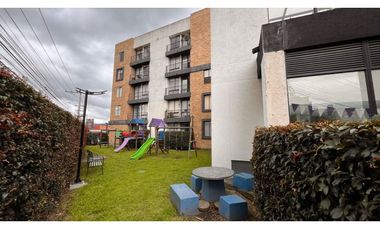 Apartamento esquinero. Excelente remodelado 4 alcobas. Cajicá