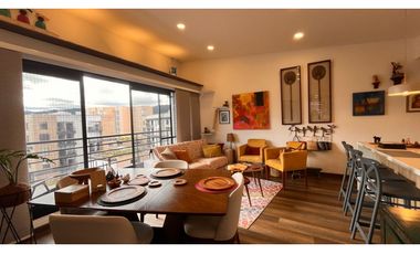 Apartamento esquinero. Excelente remodelado 4 alcobas. Cajicá